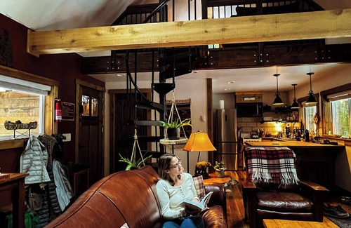 Verlot Cabin | Experience Serenity at Rusty Bridge River Lodge