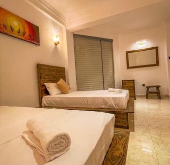 Tennekumbura Apartment | Experience Comfort at Rusty Bunk Villa - 4-Star Stay