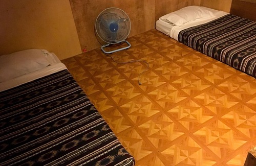 Sagada Hotel | Cozy Rusty Nail Inn & Cafe: Family-Friendly Dining Awaits