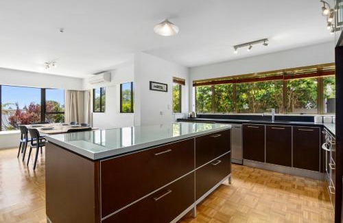 Nelson South House | Discover Rutherford Retreat - A Family-Friendly Escape