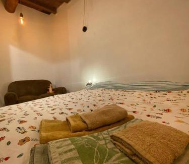 Gallarate Apartment | Ruti's House - Monolocale con travi a vista vicino Malpensa e Milano Rho Fiera
