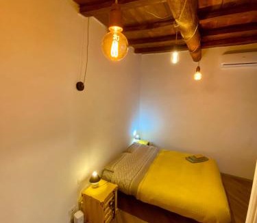Gallarate Apartment | Ruti's House - Monolocale con travi a vista vicino Malpensa e Milano Rho Fiera