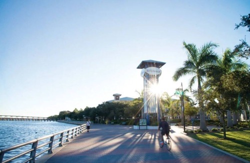 Bayshore Gardens RV Rental | Family-Friendly RV and Camper Sites in Bradenton