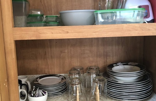 James Monroe House | Cozy Efficiency Apartment with Kitchen and Breakfast Included