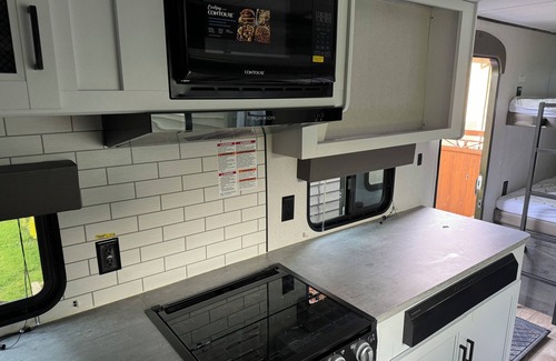 Delta House | Convenient RV Rentals with Campsite Access and Pet Friendly