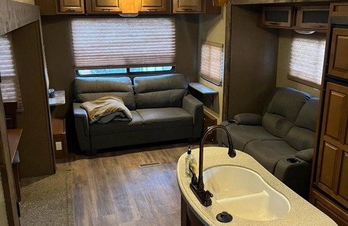 Southwest Ranches House | Perfect RV Getaway: Ideal Location to Relax and Explore!