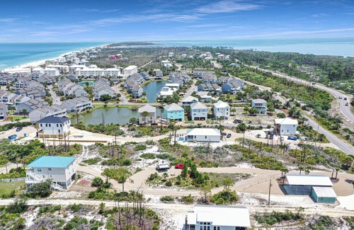 Port St. Joe RV Rental | Cozy RV Lot Near Beach with Oceanfront Views - Salty Turtle