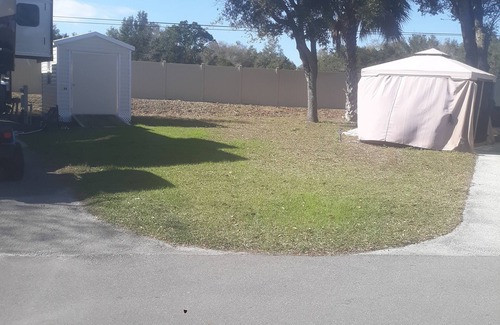 Crystal River RV Rental | Discover Nature Coast Landings RV Resort with Boat Storage