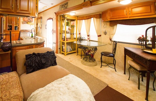 Dripping Springs House | Convenient RV Stay Near Dining, Breweries & Wineries