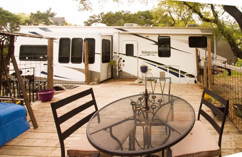 Dripping Springs House | Convenient RV Stay Near Dining, Breweries & Wineries