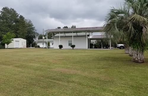 Inverness RV Rental | Explore RV Sites along the Scenic Withlacoochee Trail