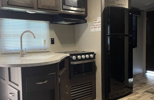 Sherkston House | Pet-Friendly New Trailer at Sherkston Shores with Ocean Views
