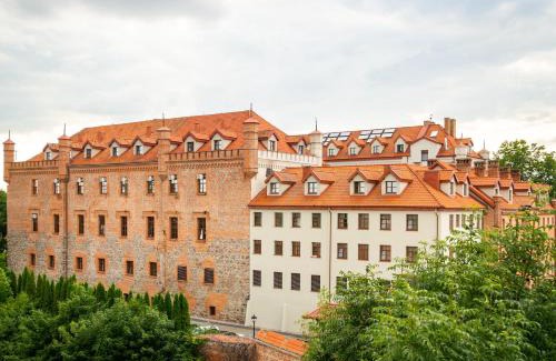 Ryn Apartment | Ryńska Widokówka: Pet-Friendly Retreat with Ocean Views