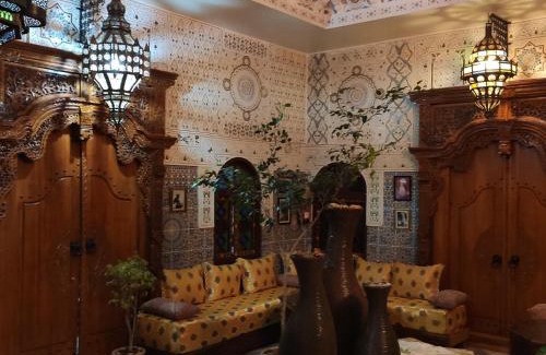 Meknes Medina House | Ryad Bab Berdaine