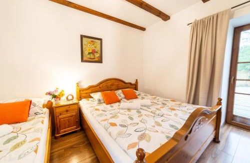 Mikolajki House | Rybaczowka Luknajno: Oceanfront Retreat with Pool & Pet-Friendly