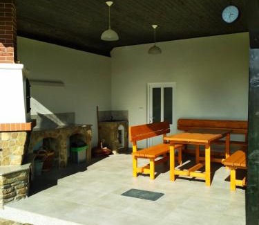 Cerna Voda Apartment | Discover Rychlebská Pohoda: Perfect for Families & More!