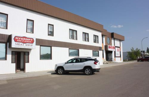 Rycroft Hotel | Rycroft Hotel: Pet-Friendly Stay with Breakfast Included