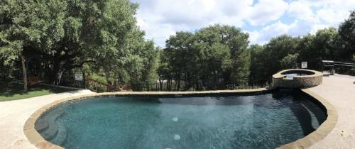 Concan House | Discover Ryder's Ridge: Family-Friendly with Pool & Hot Tub