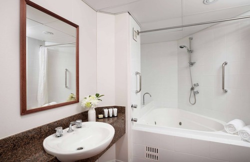 Bass Hill Hotel | Rydges Bankstown: Family-Friendly Stay with Pool & Dining