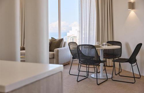 Cronulla Hotel | Relax at Rydges Cronulla Beachside with Oceanfront Views