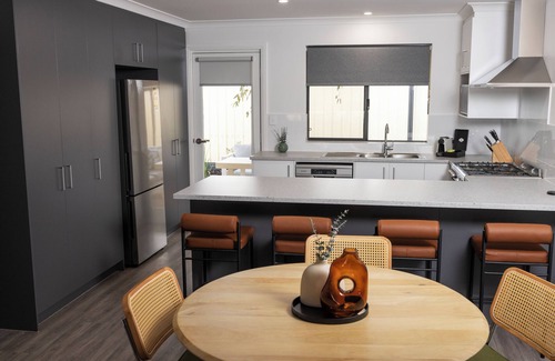 South Kalgoorlie Hotel | Eco-Friendly Rydges Kalgoorlie: Pool, Spa & Great Reviews