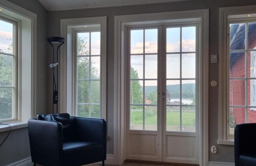 Siljansnas House | Inviting Dalastuga in Siljansnäs with Ocean View