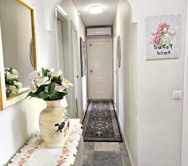 Costa del Sol Apartment | Spacious Apartment for 8 in Los Boliches, Fuengirola