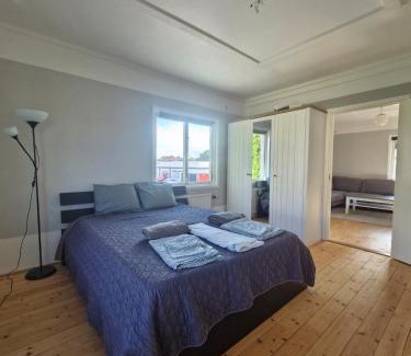 Lindesberg Apartment | Rymlig lägenhet I hjärtat av Lindesberg 95kvm