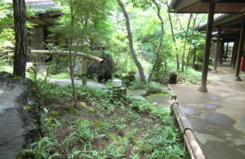 Kurokawa Onsen Hotel | Relax at Ryokan Kono-Yu: 4-Star Retreat with Hot Tub