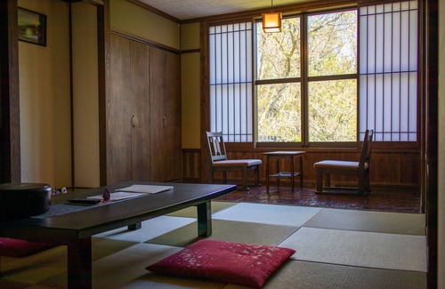 Kokonoe House | Experience Comfort at Ryokan Nanakamado with Top Amenities