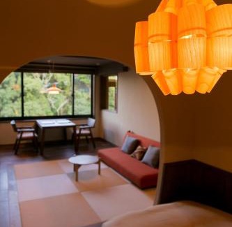 Ureshino Hotel | Discover Ryokan Oomuraya: 4-Star Stay with Hot Tub & Breakfast