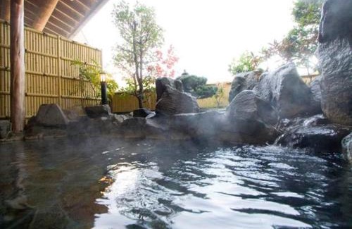 Yufu Hotel | Welcoming Ryokan Yamashiroya with Family-Friendly Amenities