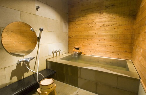 Ureshino House | Relaxing Retreat at Ryokan Yoshidaya with Spa & Hot Tub