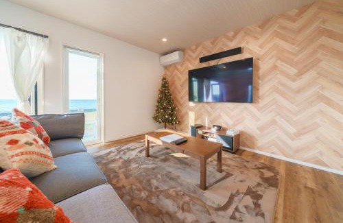 Kyonan House | Ryū shi ma Ocean View Villa: Family-Friendly Coastal Retreat