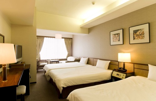 Higashimachi Hotel | Discover Comfort at Ryukyu Sun Royal Hotel with Great Amenities
