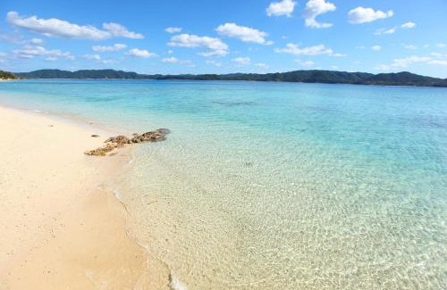 Tatsugo House | Relaxing Retreat at Ryukyu Villa - Family-Friendly Escape