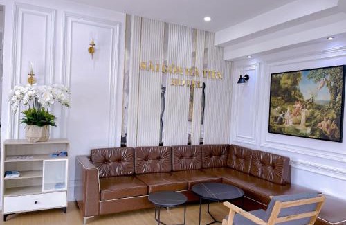 Ha Tien Hotel | Welcoming Sài Gòn - Hà Tiên: Family-Friendly & Breakfast Included