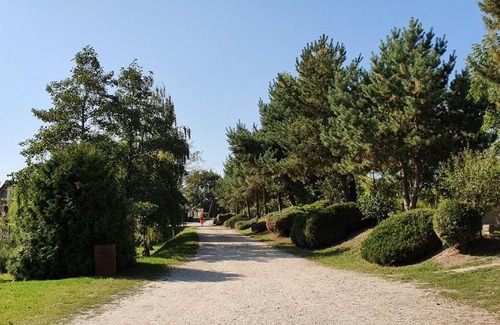Lenti House | Pet-Friendly Sárberki Horgásztó with Private Beach Access