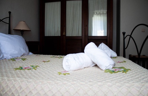 Gambia-Pontes-Alto da Guerra Other | Relax at São Cristóvão Farmhouse in Scenic Setúbal