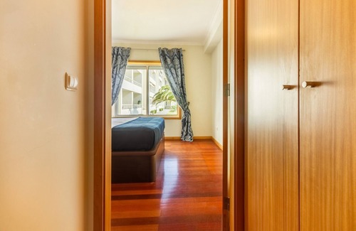 Sao Felix Da Marinha Apartment | Relaxing São Félix Ocean Views Apartment with Spa Amenities