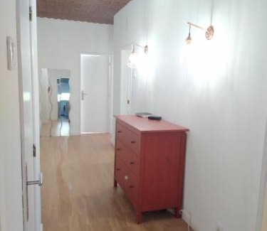 Guimaraes Apartment | Family-Friendly São Gonçalo Rooms for Your Perfect Stay