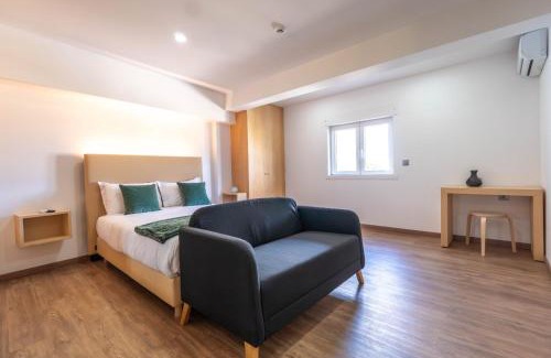 Gaviao Bed & Breakfast | Family-Friendly São João Alojamento for Memorable Stays