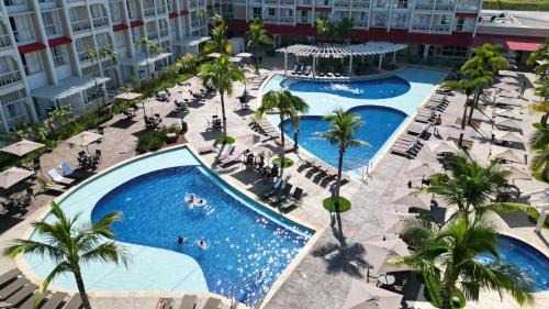 Sao Pedro Resort | Relax at São Pedro Thermas Resort with Oceanfront Pool