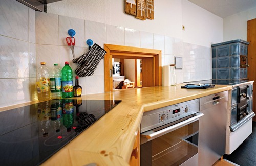 Lenzkirch House | Family-Friendly Sägerhäusle Grünwald with Pool & Spa Access