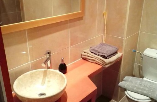 Beziers City Centre Apartment | Explore Béziers: Top-Rated Stay Awaits You
