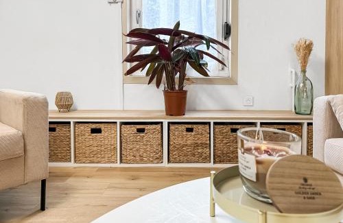 Seclin House | Welcoming Coin Douillet à Seclin for Families and Pets