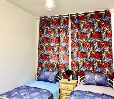 Ameur Apartment | Peaceful Apartment Near Nations Beach - Pet & Child Friendly