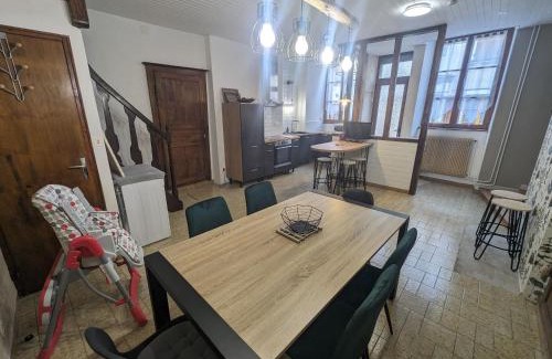 Chateauvillain House | Relax in Comfort at Châteauvillain Near Forest National Park