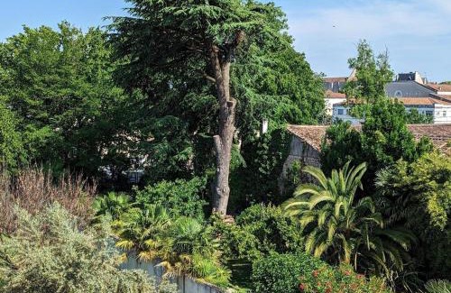Gondeville Apartment | Indulge in Luxury at Mainxe with Truffle Cooking Classes