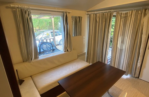 La Roque-d'Antheron House | Unforgettable 4-Star Camping Experience with Pool & Pets